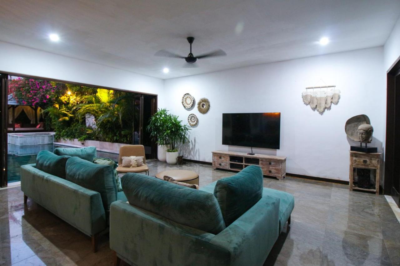 סמיניאק Villa Yasmin מראה חיצוני תמונה