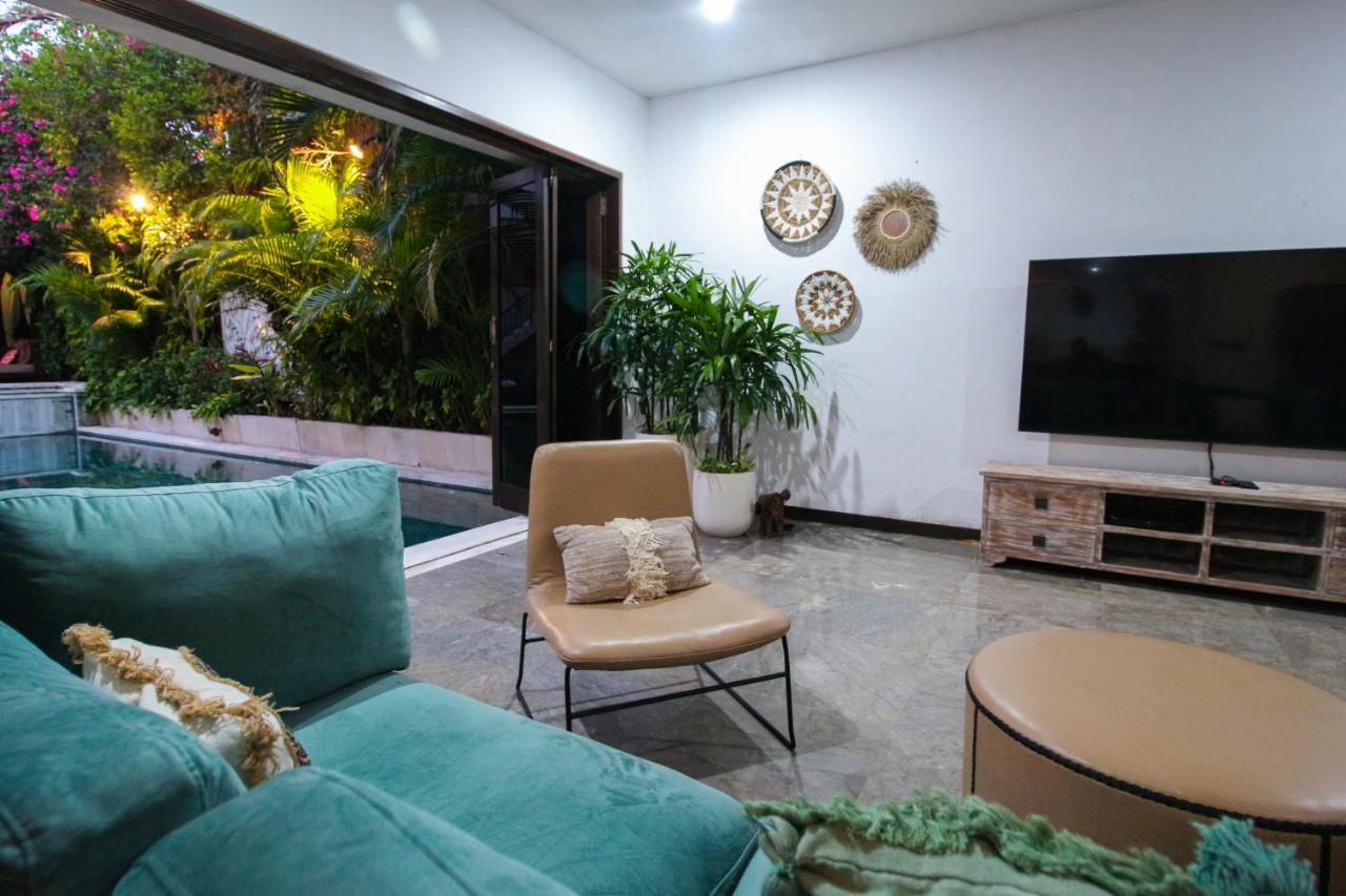 סמיניאק Villa Yasmin מראה חיצוני תמונה