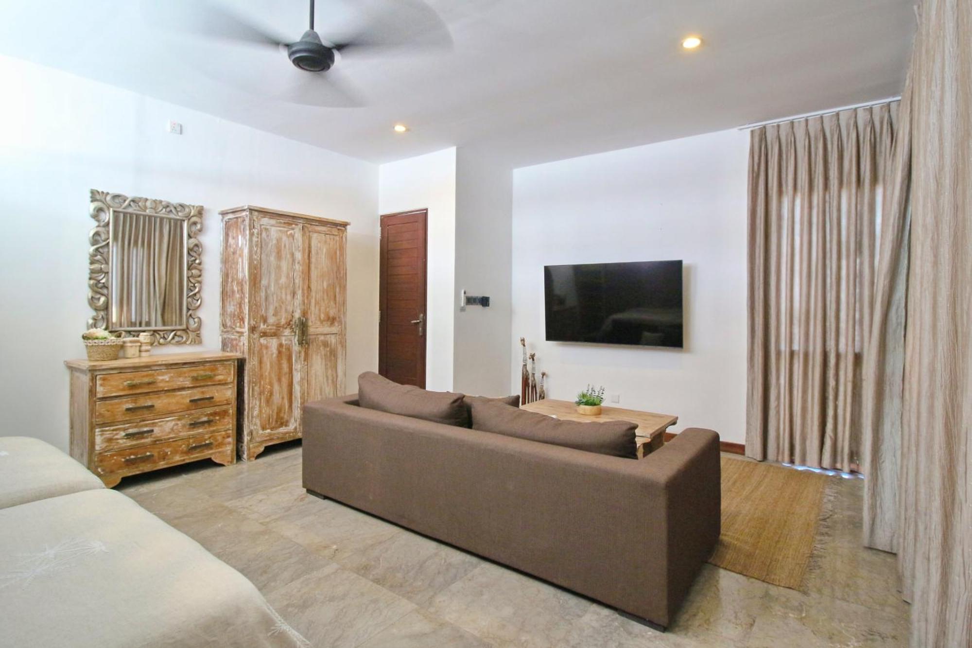 סמיניאק Villa Yasmin מראה חיצוני תמונה